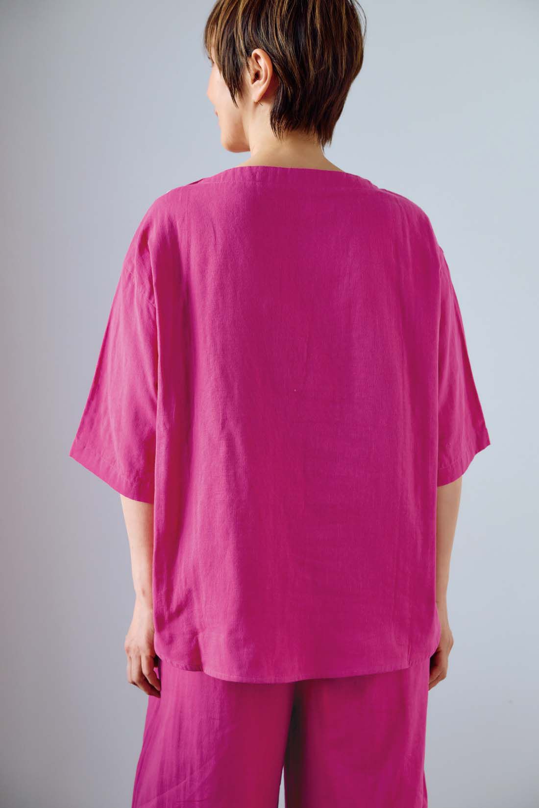 frauglatt［フラウグラット］|【6月分以降お届け】【セット割】大人の女史会×frauglatt　着まわし上手 オールインワン見え ダブルガーゼセットアップ|【トップス】 BACK
