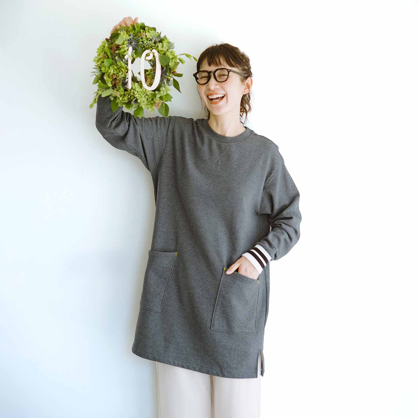 frauglatt|フラウグラット　大人気♪ 腰まですっぽりあったか 綿100％裏起毛チュニックの会|動きやすいスリット入り。