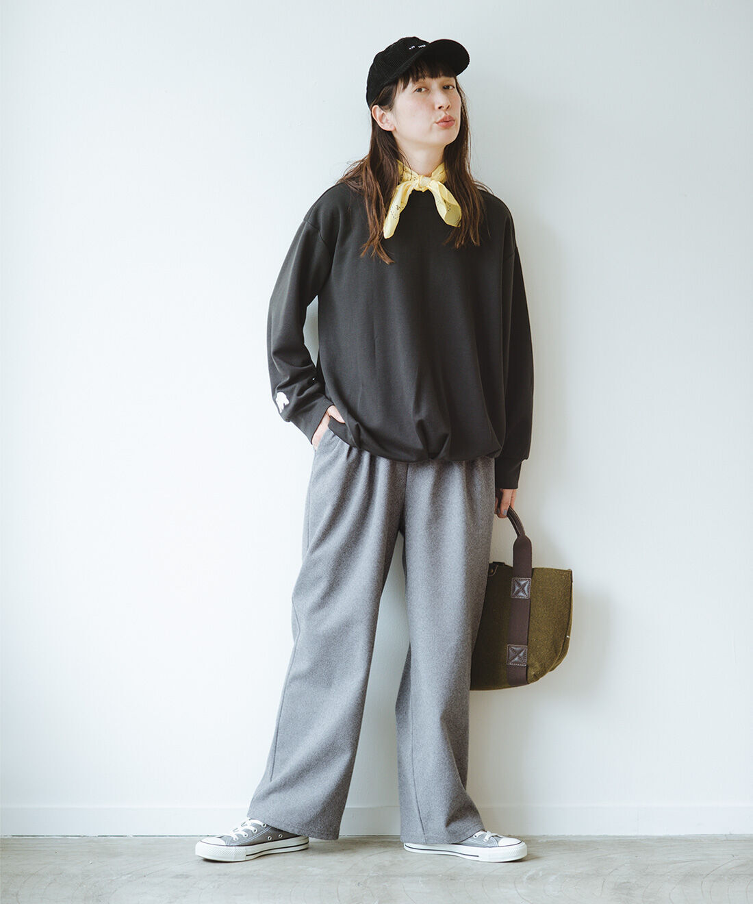 frauglatt［フラウグラット］|カットソーで着心地らくちんヘリンボーンセミワイドパンツのコーディネート