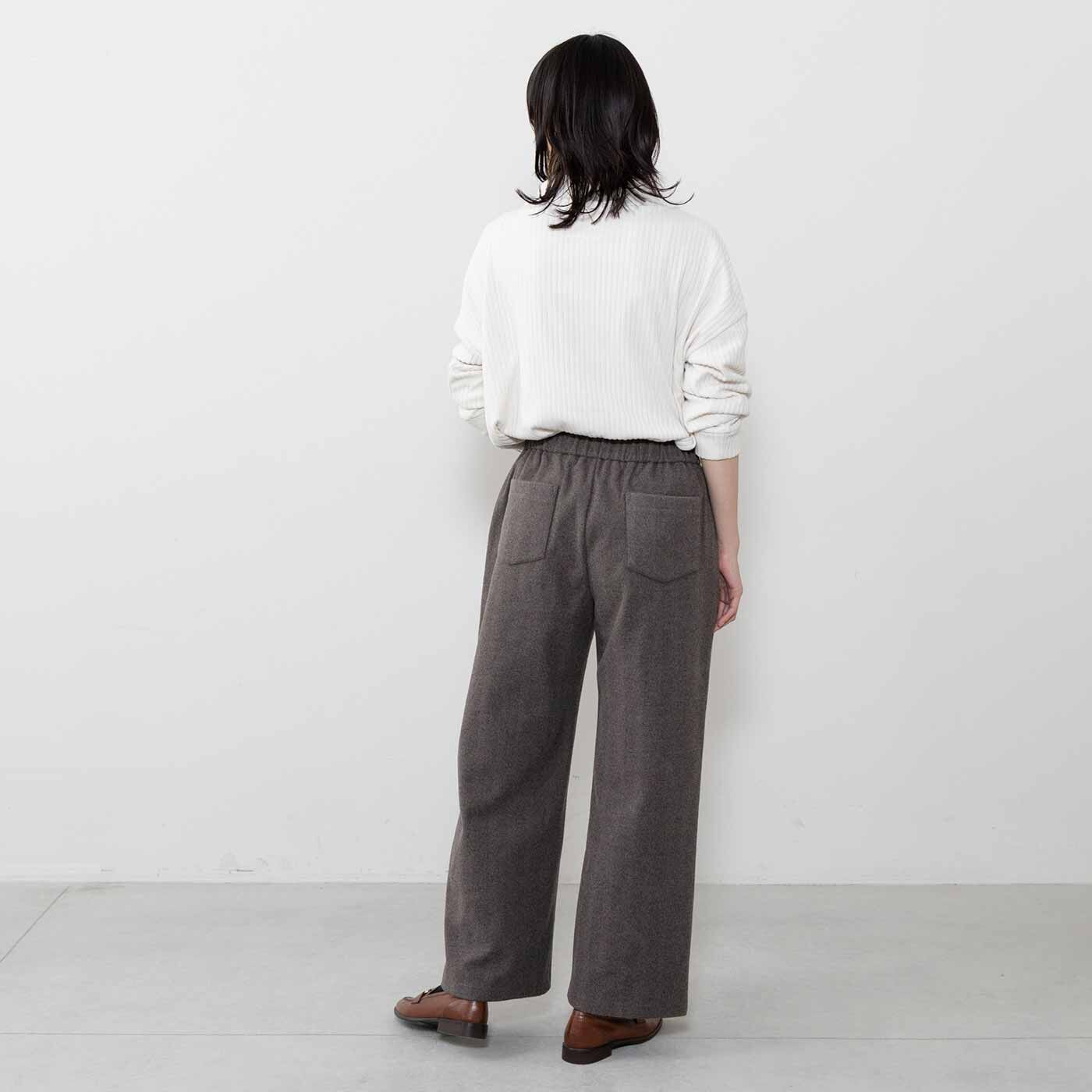 frauglatt［フラウグラット］|フラウグラット　ウール見えカットソーで伸びやからくちん きれいめ大人ヘリンボーン柄パンツの会|腰高に見せるバックポケットでスタイルよく。
