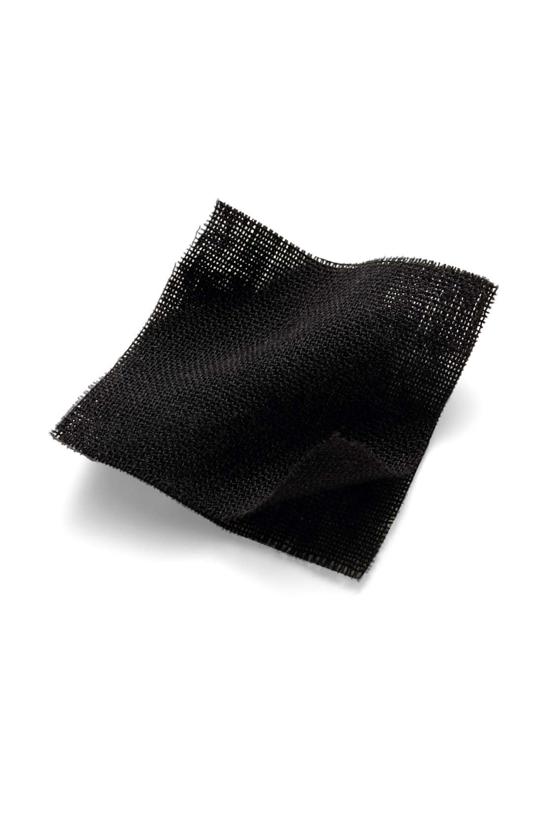frauglatt［フラウグラット］|【6月分以降お届け】大人の女史会×frauglatt　ほどよい抜け感で自信をまとう 美脚見えダブルガーゼパンツ|大人の魅力をシックに引き立てる万能カラー。