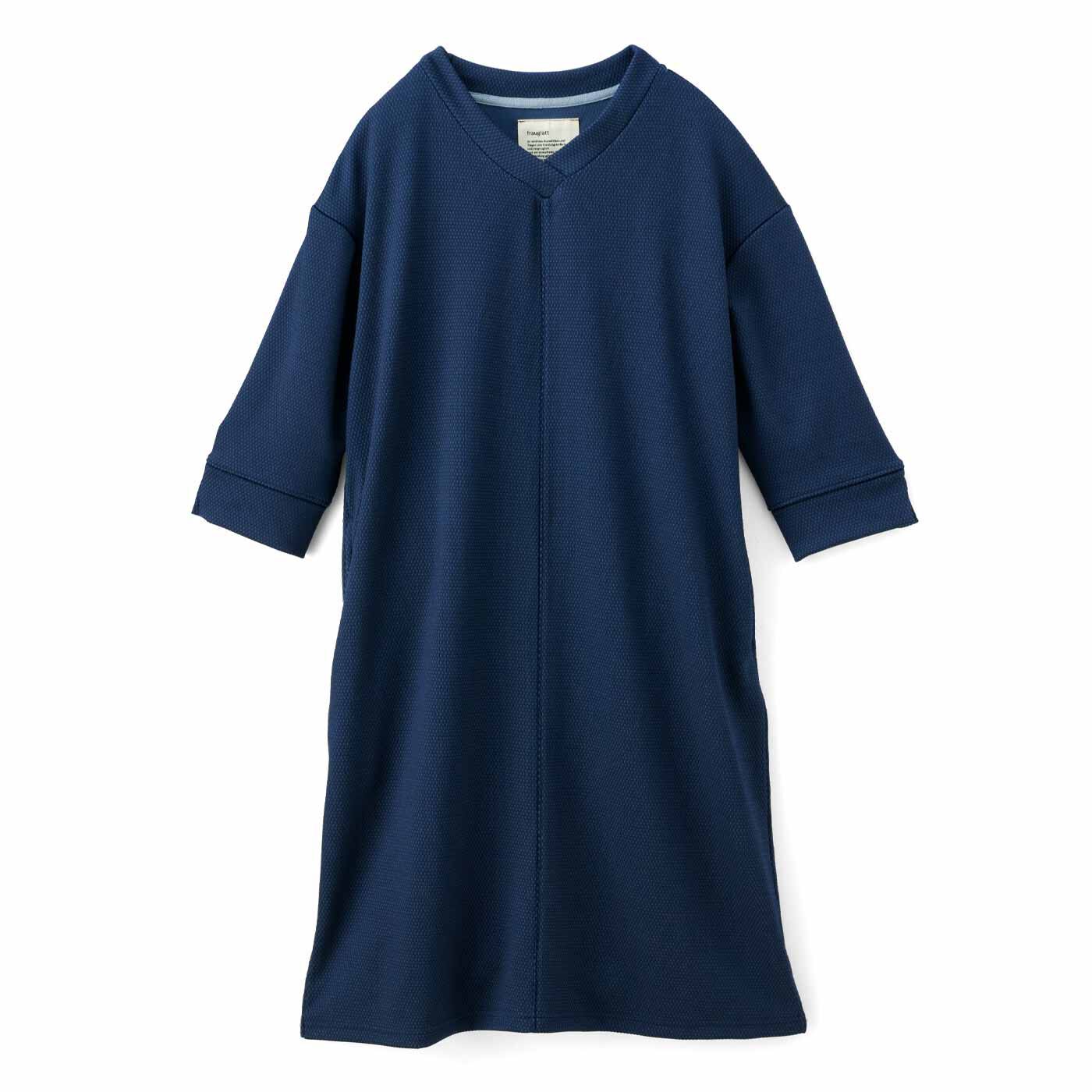 お手頃価格 フラウグラット 3シーズン活躍♪ きれい見えジャカード編み柄の トップス