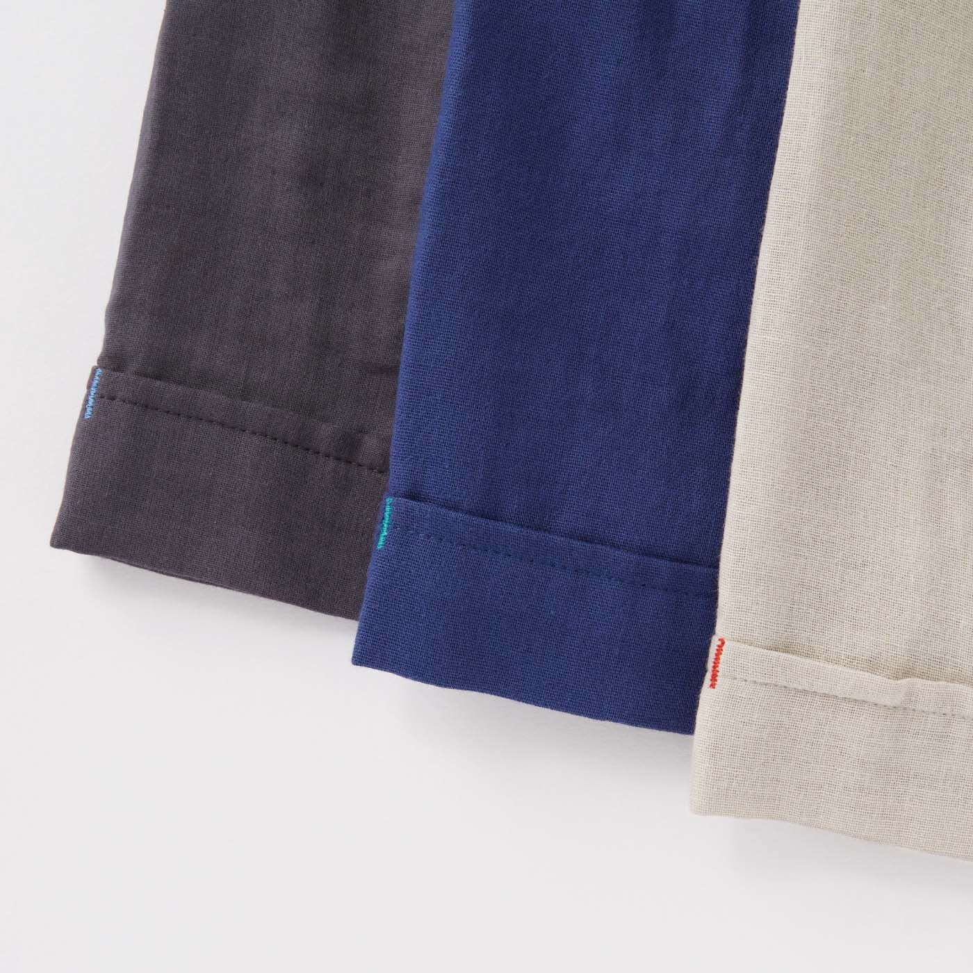 frauglatt|フラウグラット　コットン100％でしあわせな着心地 ふわっと心地いい ダブルガーゼチュニックの会|ベーシックカラーの3色。重ね着もきれいに決まる八分袖で、配色ステッチがポイントに。