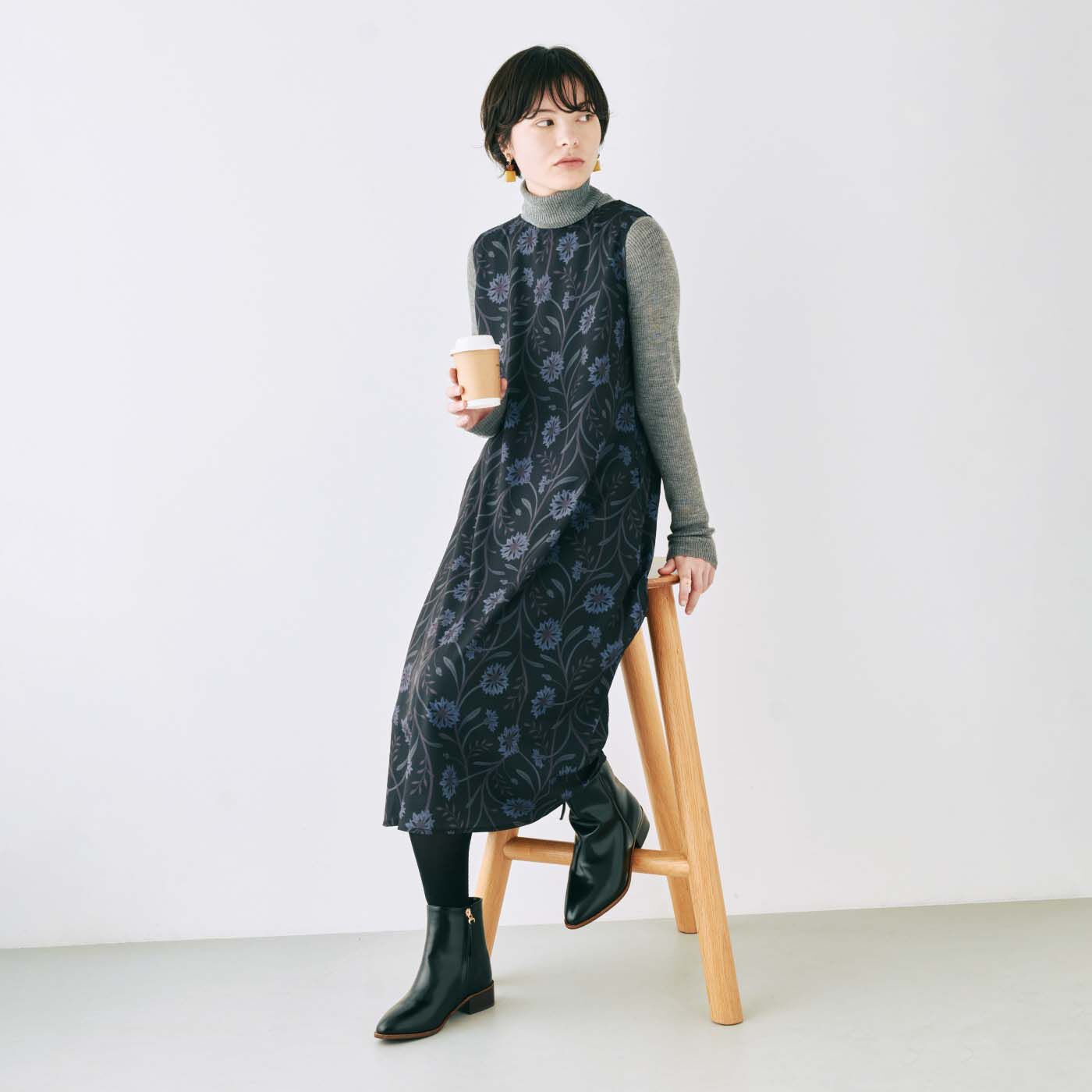 am＆be［アンビィ］|am＆be　アンティークフラワー カーテンみたいにゆらめくおめかしワンピースの会|モデル身長166cm サイズM着用