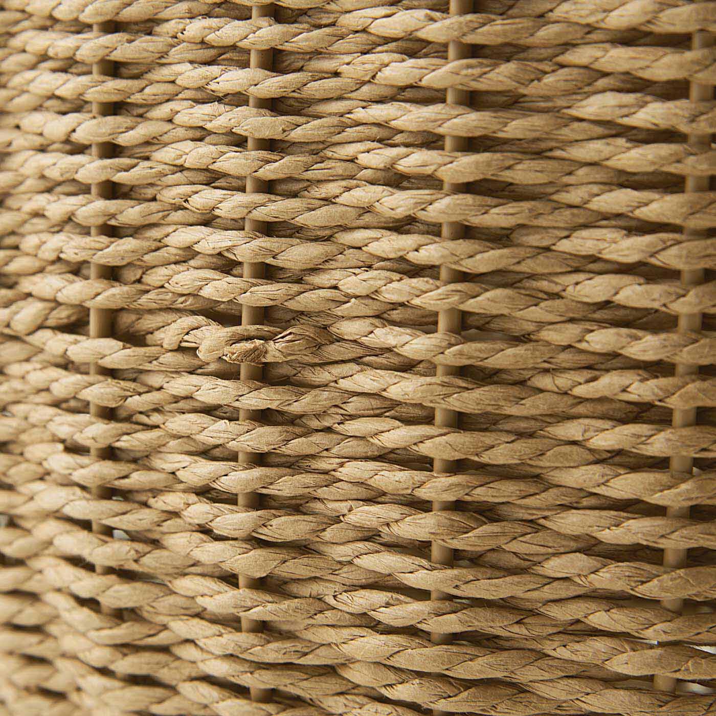 am&be|am＆be　ざっくり入れにちょうどいい 壁掛け収納バッグ〈ミニ〉の会|軽くて丈夫なペーパー素材は手編みならではの味わい。