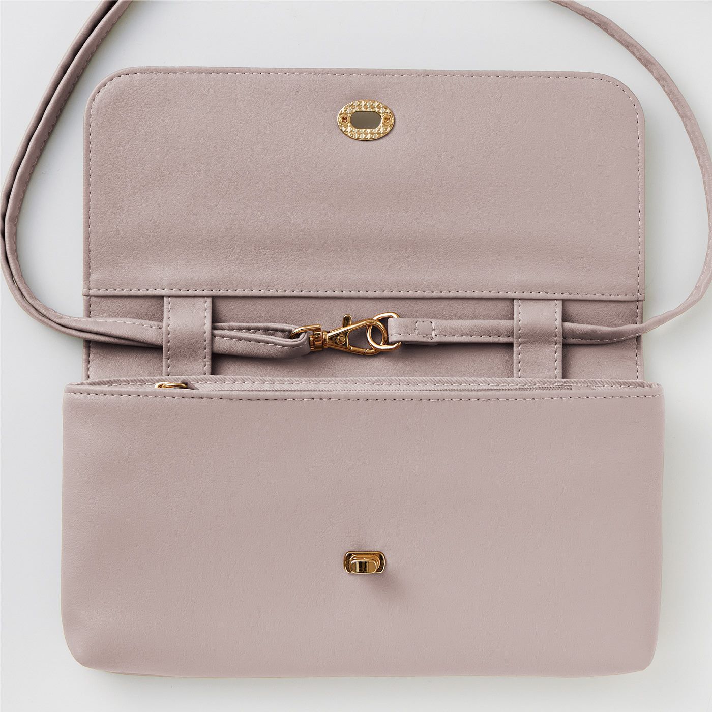 am＆be［アンビィ］|ａｍ＆ｂｅ　ショルダーストラップ付きで肌身離さず持ち歩き　お金と仲よくなる３点セット長財布|ストラップは内側の金具で取り外しOK。