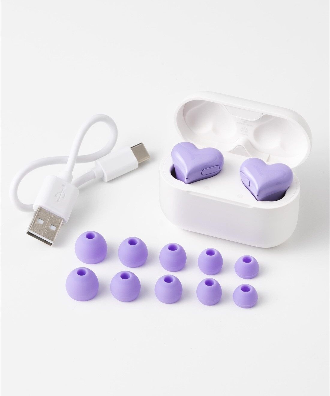 OSYAIRO|ケースカバー付き　ハート彩るモーヴなイヤホンHeartBuds〈パープル〉|お届け時はSサイズのイヤーピースがイヤホンに装着されています。かんたんガイド、保証書（1年間）も付いています。