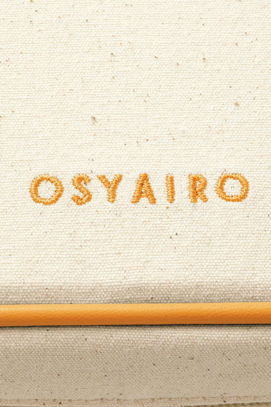 OSYAIRO|OSYAIRO  推しと一緒にいつでもお出かけ  ぬいもアクスタも写真もおまかせ 宝箱ポーチ〈オレンジ〉|ロゴ刺しゅう入り