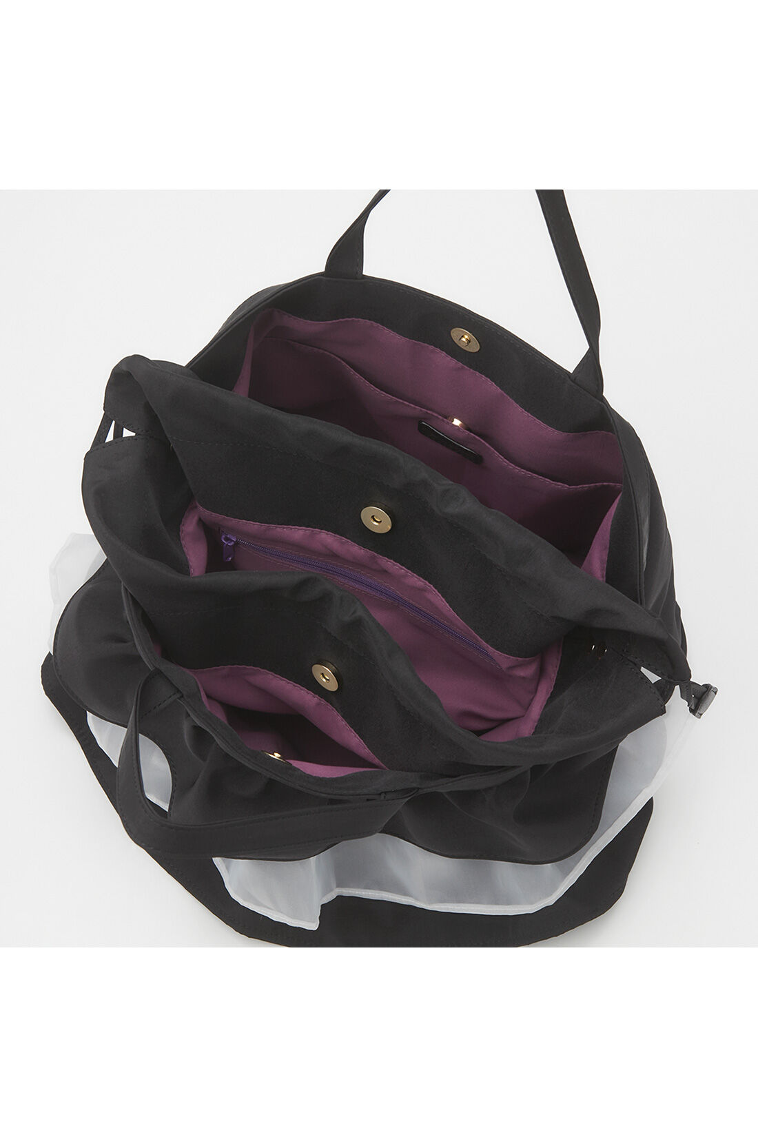 OSYAIRO|OSYAIRO　カンゲキの工夫がたくさん　ほの甘2-WAYトートバッグ〈ブラック〉|便利な3部屋構造で、バッグの口もとはマグネットでとじられる使いやすい仕様。