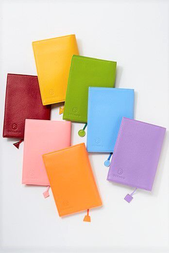 OSYAIRO|OSYAIRO　フォトポケット付き文庫本＆手帳カバー〈緑〉|カラーは全部で7色。あなたの推し色ありますか？
