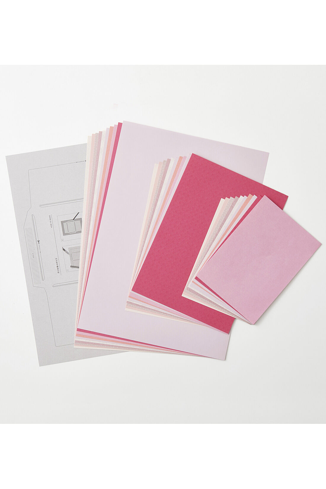 OSYAIRO|OSYAIRO 紙の専門商社竹尾が選ぶ　色を楽しむ紙セットの会〈桃〉|A4・A5・A6サイズ各10枚（10銘柄）と封筒用型紙をセットにしてお届け