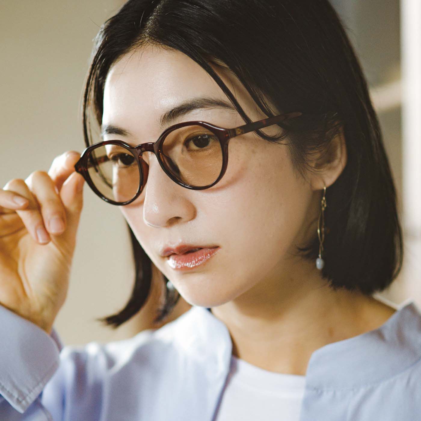 el:ment［エルメント］|【6月分以降お届け】el:ment　日々に馴染む伝統色 日差しに合わせて自然に調光UVカットグラスの会|〈深緋色〉