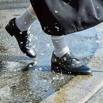 el:ment | 雨の日も心躍るモンクストラップシューズ