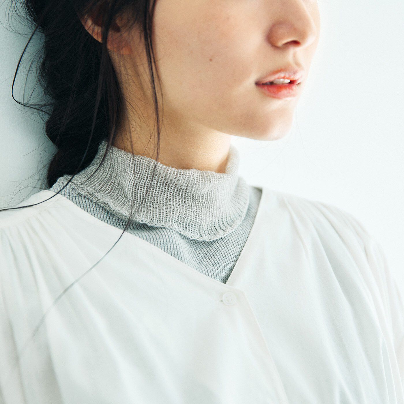 el:ment［エルメント］|el：ment　首もと起毛シルクで　ふんわりやわらか仕立て　ホールガーメント（R）の付けハイネックの会