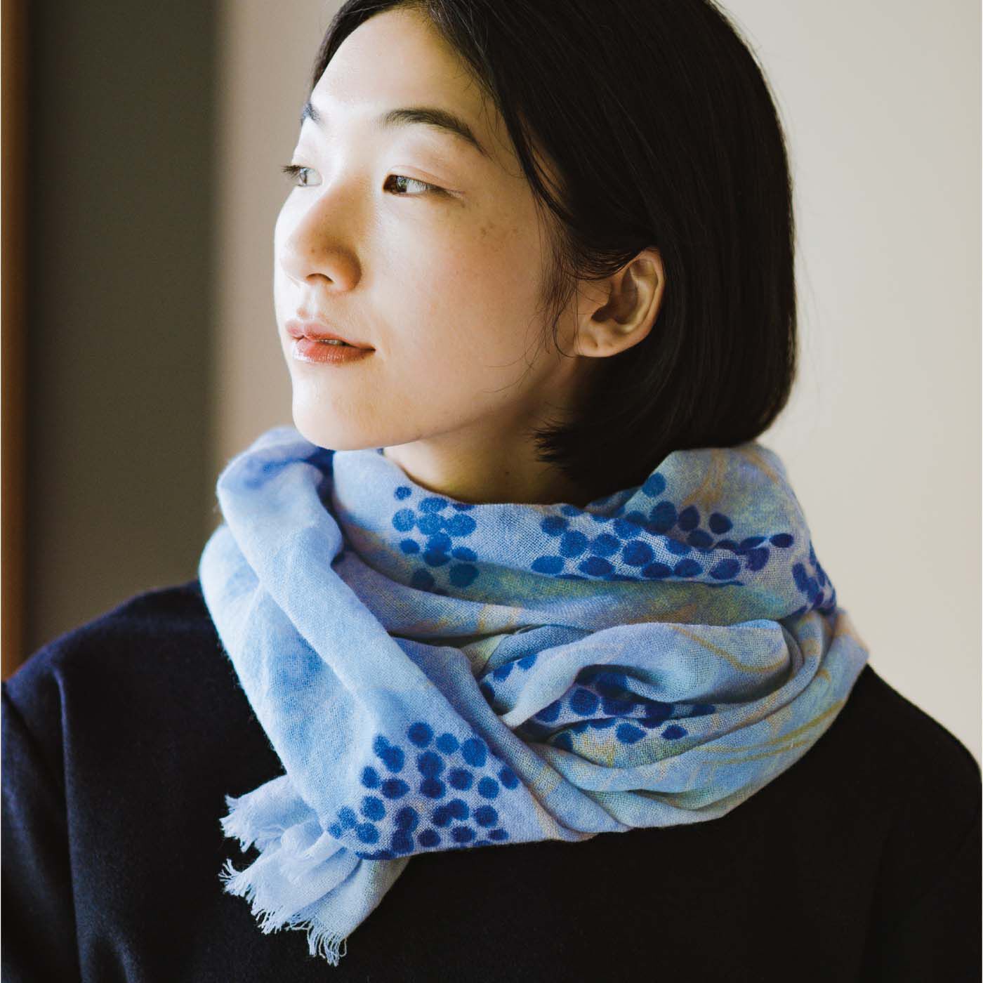 無料発送 el:ment×山本祐布子 軽くてふんわり あたためハーブ柄をまとう ストール一般