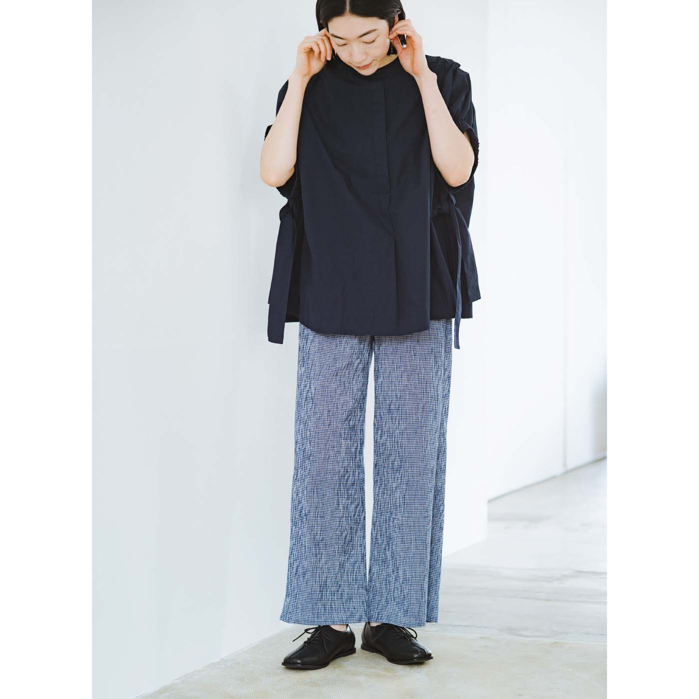 el:ment［エルメント］|【6月分以降お届け】el:ment　近江の伝統息づく高島ちぢみ さらりと心地よい 綿100％ワイドストレートパンツの会