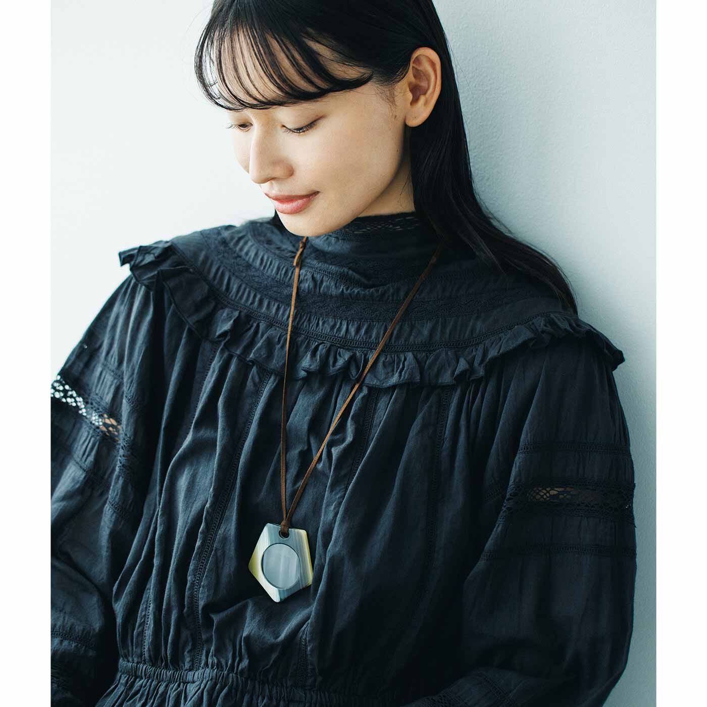 el:ment［エルメント］|el：ment×KISSO 福井・鯖江の眼鏡技術生まれ 装いに華やぎをそえる本格ルーペネックレス〈マーブルブラウン〉