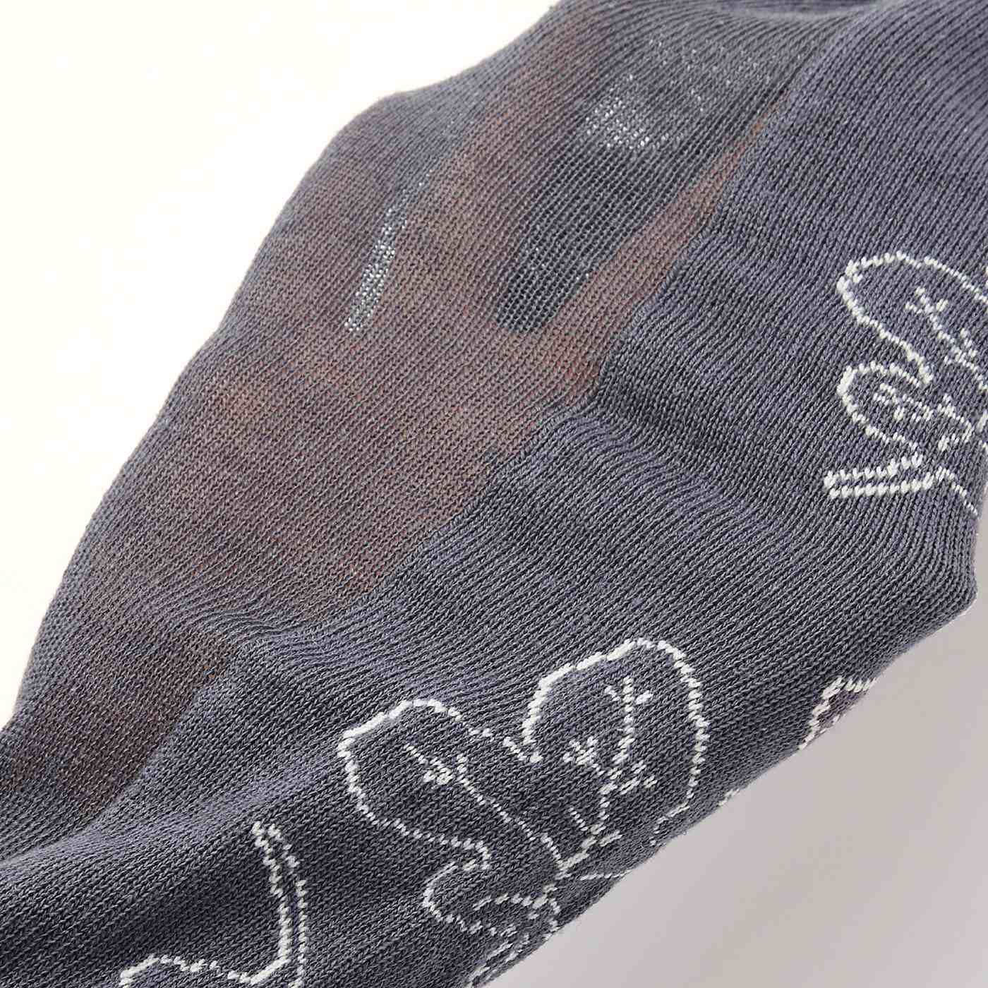 el:ment［エルメント］|el:ment×YukoYamamoto　植物モチーフでゆったり紡ぐ 肌側シルク×外側綿麻でさらりと心地よい薄手アームカバー〈UV対策〉の会|無地面は薄く軽く編み立てているので、窮屈感がなく、風が通ってさらっと涼やか。