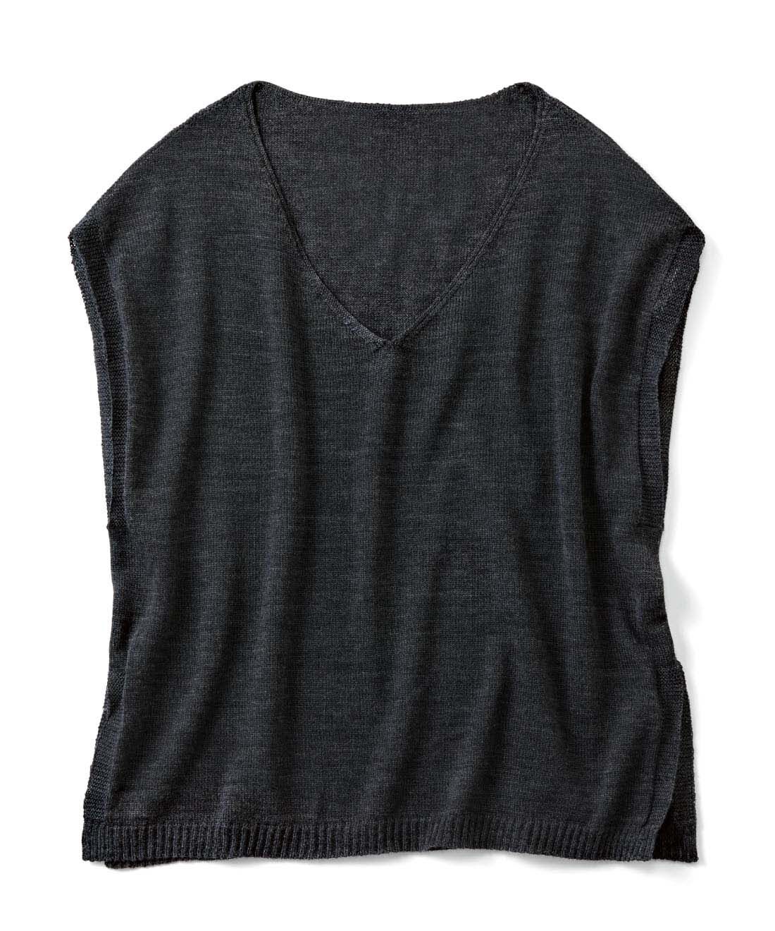 el:ment［エルメント］|el:ment　ホールガーメント（R）で編みたてた　ウール100％の軽やかＶネックニットベストの会|〈ランプブラック〉
