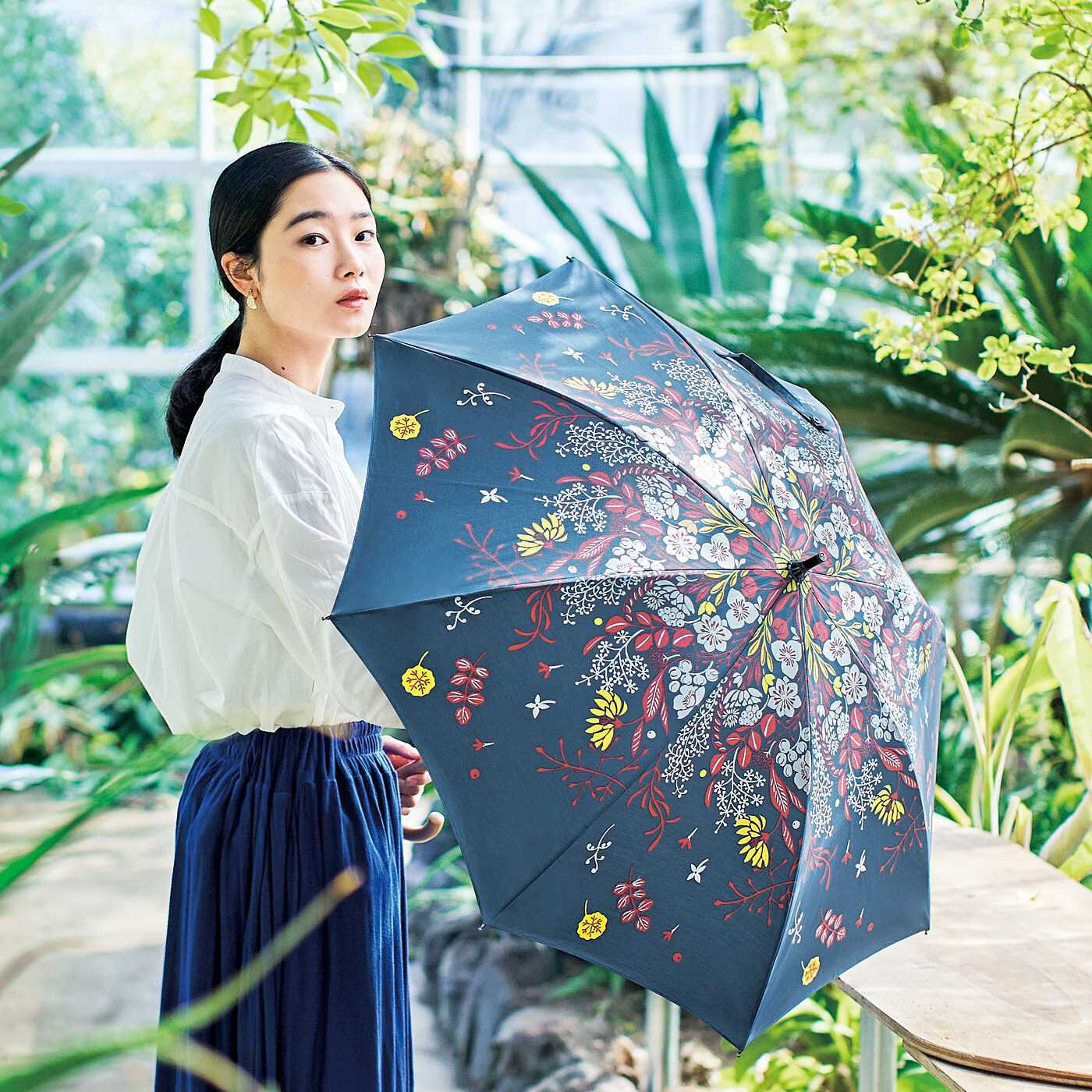 el:ment［エルメント］|el:ment×山本祐布子　お花のブーケが舞い落ちる 熟練の傘職人さんが作る晴雨兼用傘〈ストーンネイビー〉