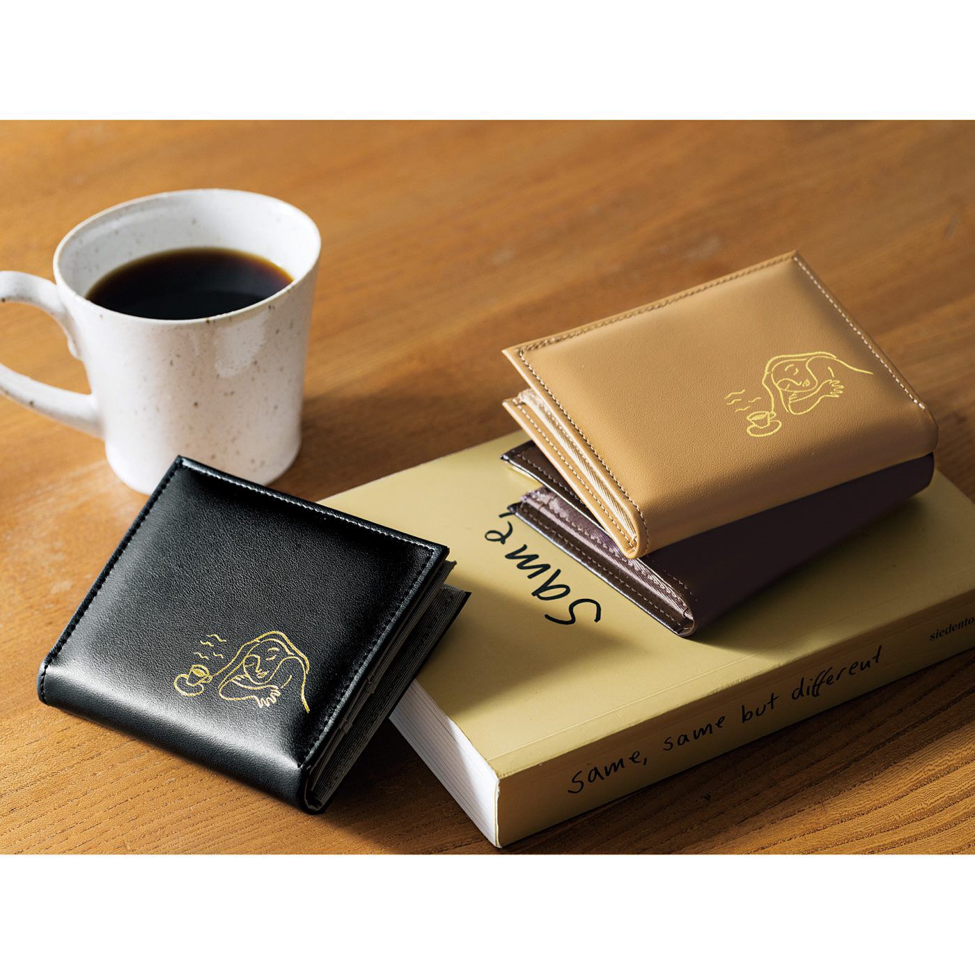SAANA JA OLLI [サーナヤオッリ]|サーナ ヤ オッリ×コーヒー混レザー　廃棄コーヒー豆をアップサイクルした二つ折り財布の会|PATTERN／Arcadia、Coffee cups