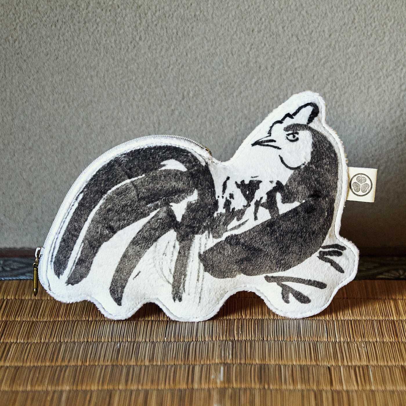 ミュージアム部|徳川美術館×ミュージアム部　上さまが描いたと伝わる　ゆるかわの世界　徳川家光筆鶏図ポーチ
