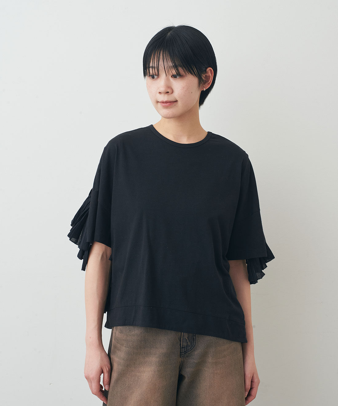 フェリシモファッションニュース|AAYUSHI バックティアードフリルデザイントップス　SFN0830【WEB LIMITED ITEMS】