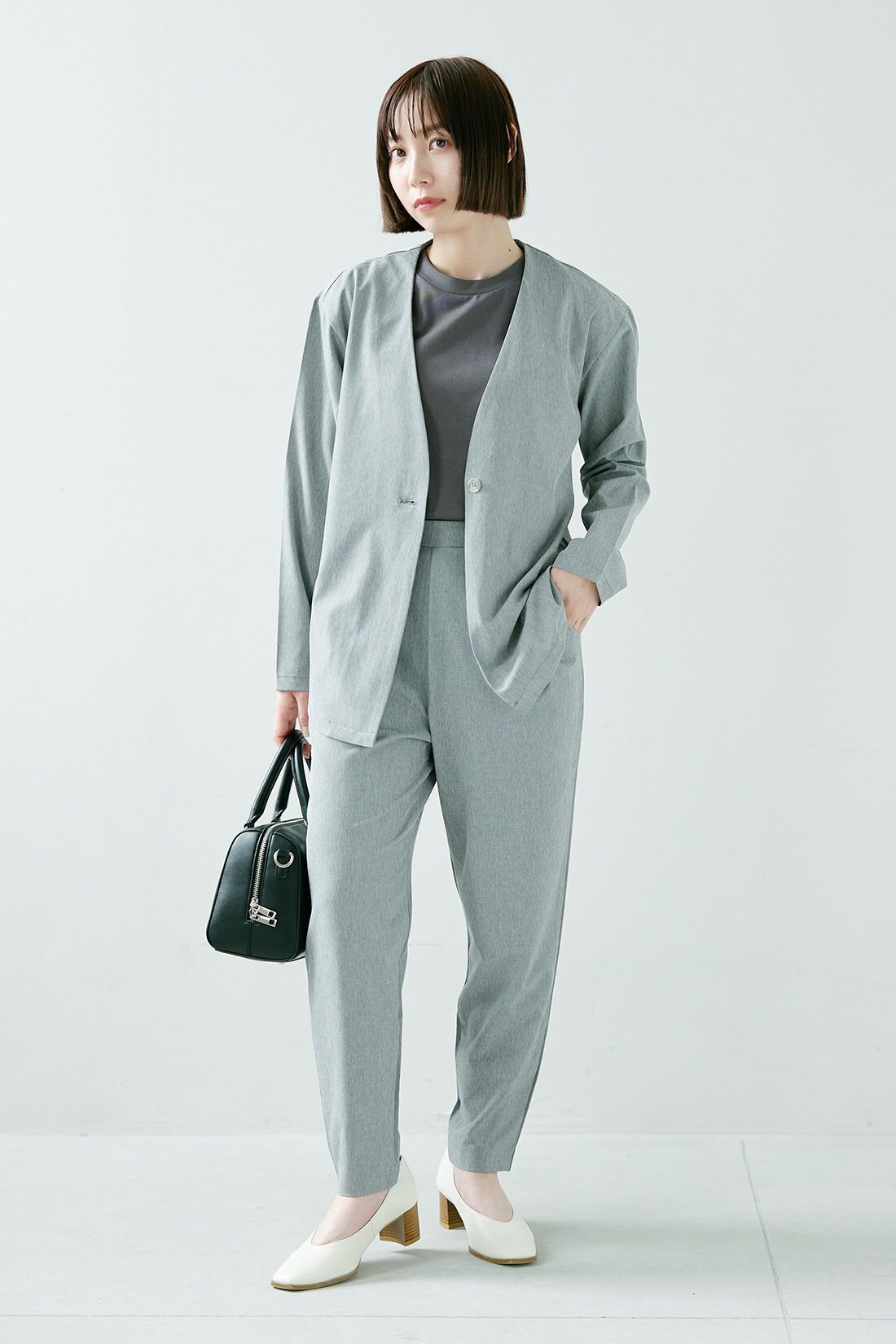 SYRUP. [シロップ．]|パッカブルスーツ〈グレー〉ＩＥのコーディネート|【着用サイズ】ジャケット：SP　トップス：M　パンツ：SP