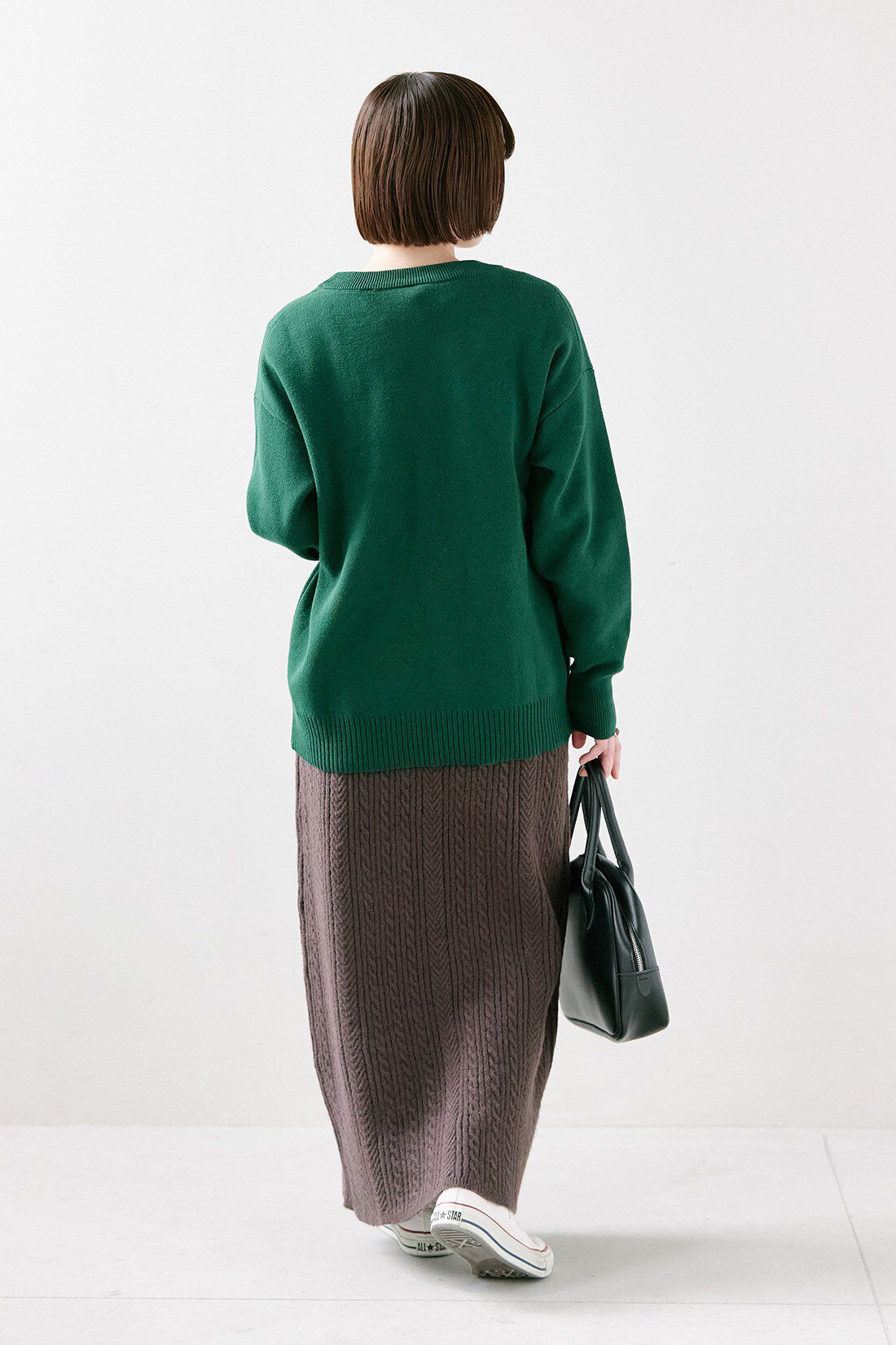 Live in  comfort|くぼっち 上品 ケーブル編み ニット トップス スカート セットアップ ブラウン 茶のコーディネート|【着用サイズ】ニット：S 　トップス：S　スカート：MP