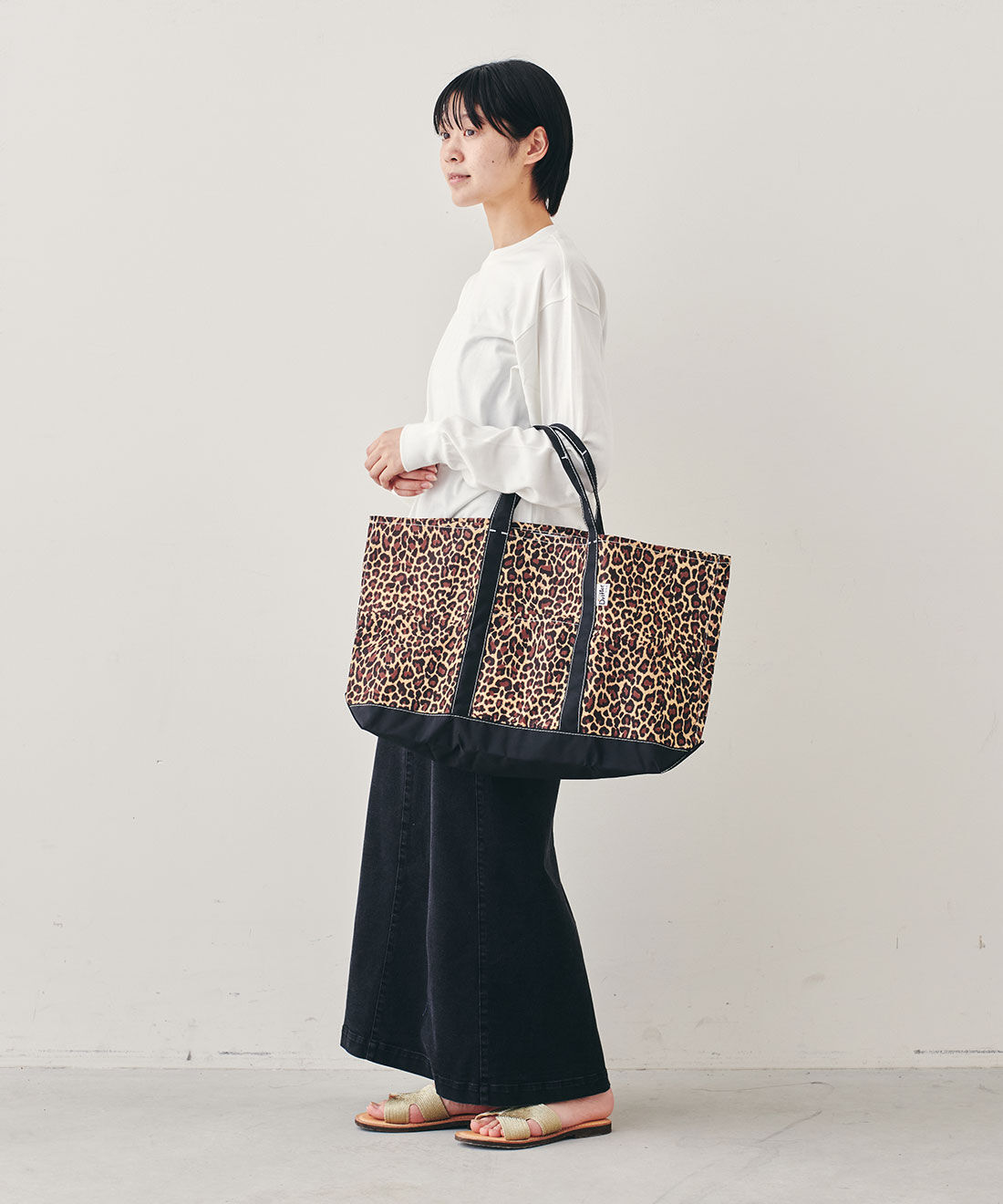 フェリシモファッションニュース|Drifter BUCKEYE TOTE【WEB LIMITED ITEMS】|モデル身長：163cm