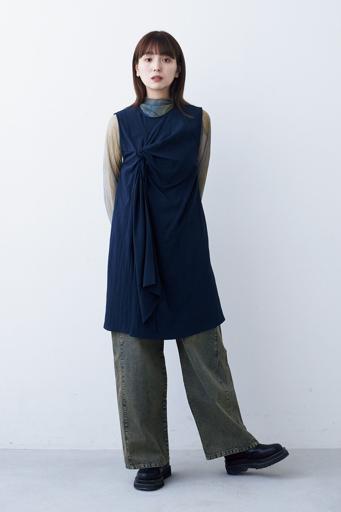 アシメトリーデザインチュニック〈ネイビー〉｜フェリシモ