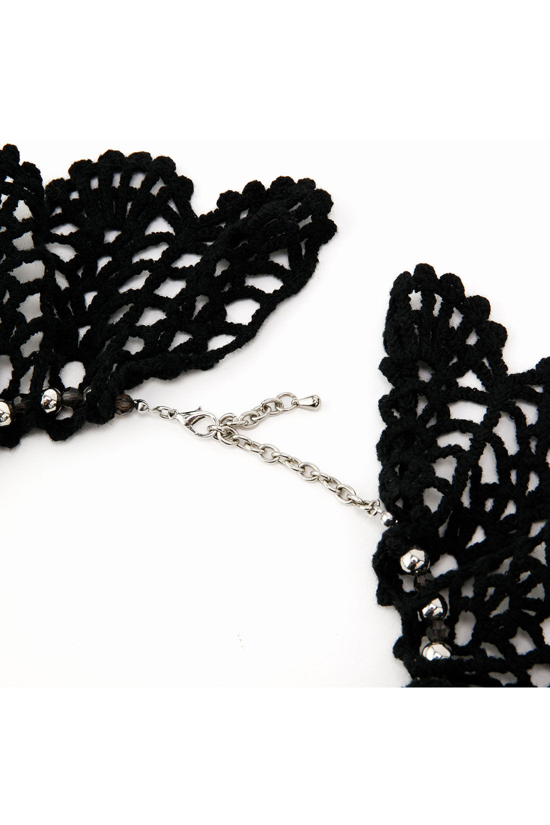 フェリシモファッションニュース|CASSELINI　レース付け襟ネックレス【WEB LIMITED ITEMS】