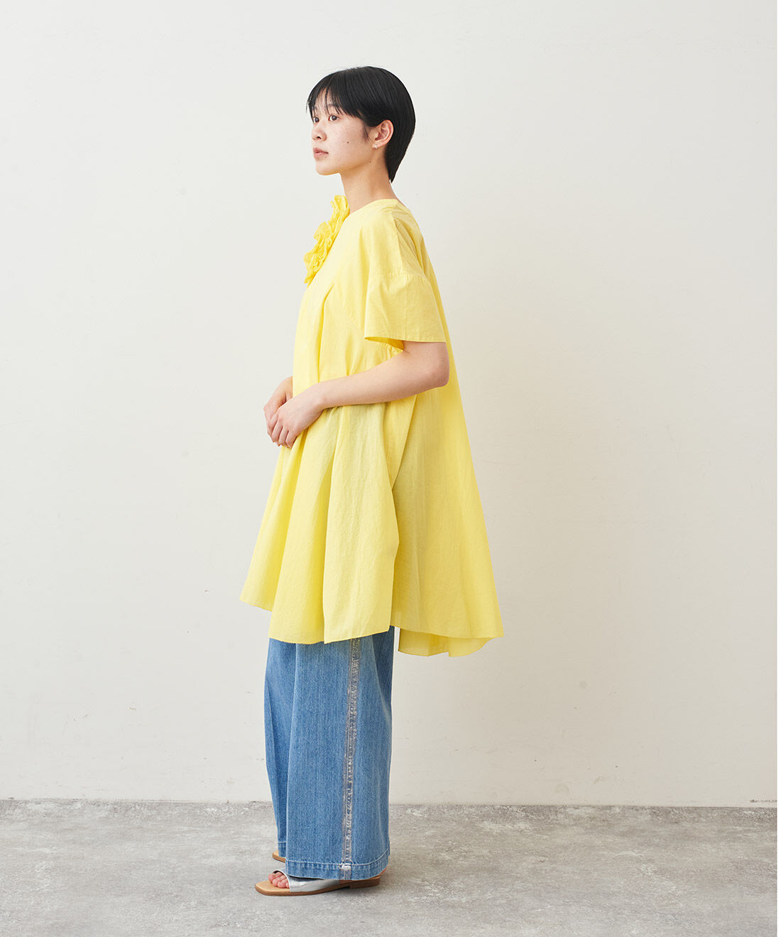 フェリシモファッションニュース|AAYUSHI フラワーモチーフアシメヘムチュニック　SFN0270【WEB LIMITED ITEMS】|モデル身長：163cm