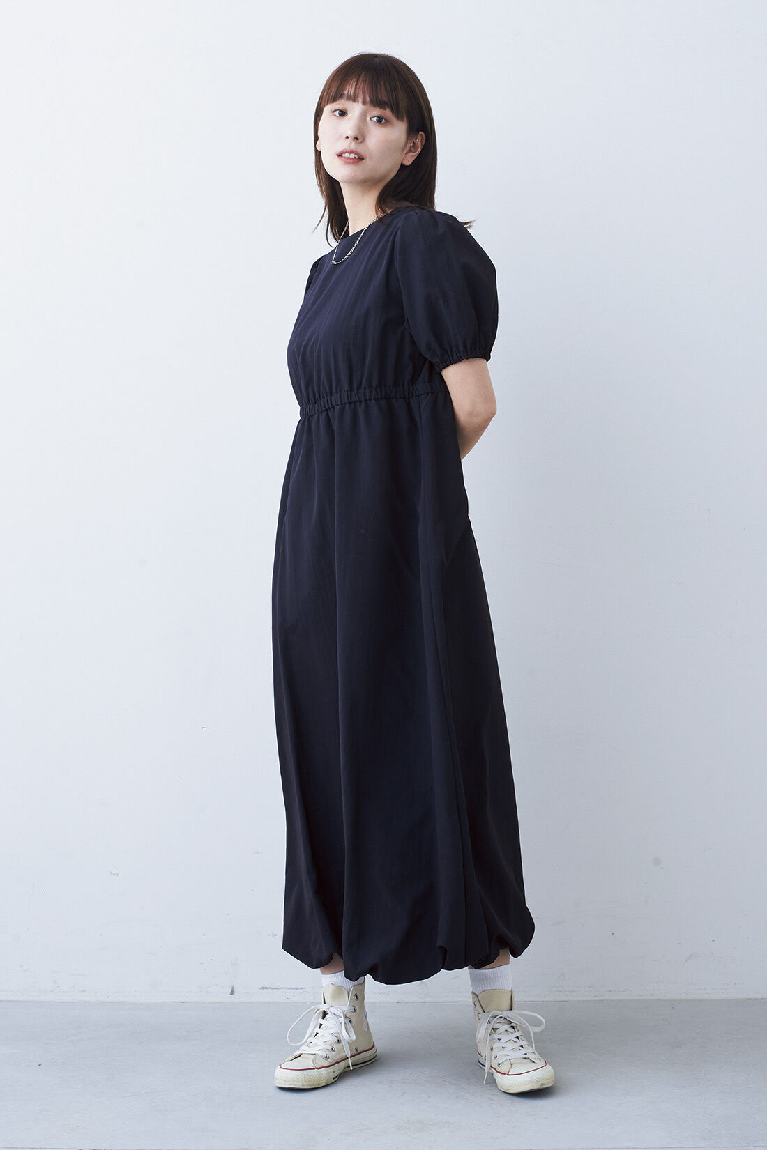MonthlyBOX|バルーンヘムワンピース〈ネイビー〉|モデル身長：168cm　Mサイズ着用