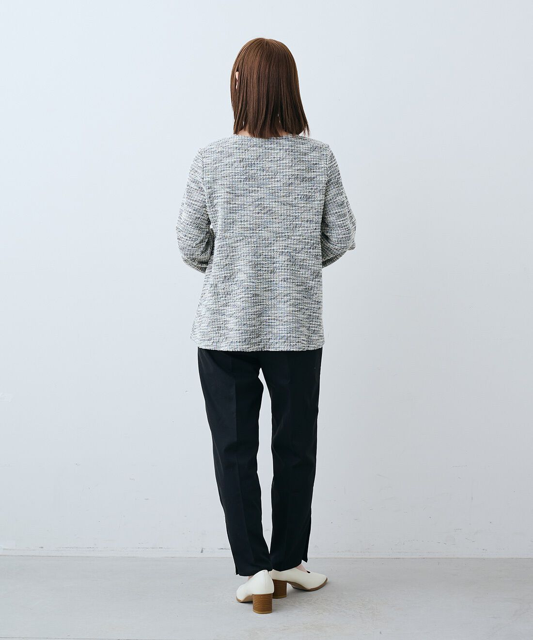 IEDIT［イディット］|ビジューテーパードパンツ〈ブラック〉ＩＥのコーディネート