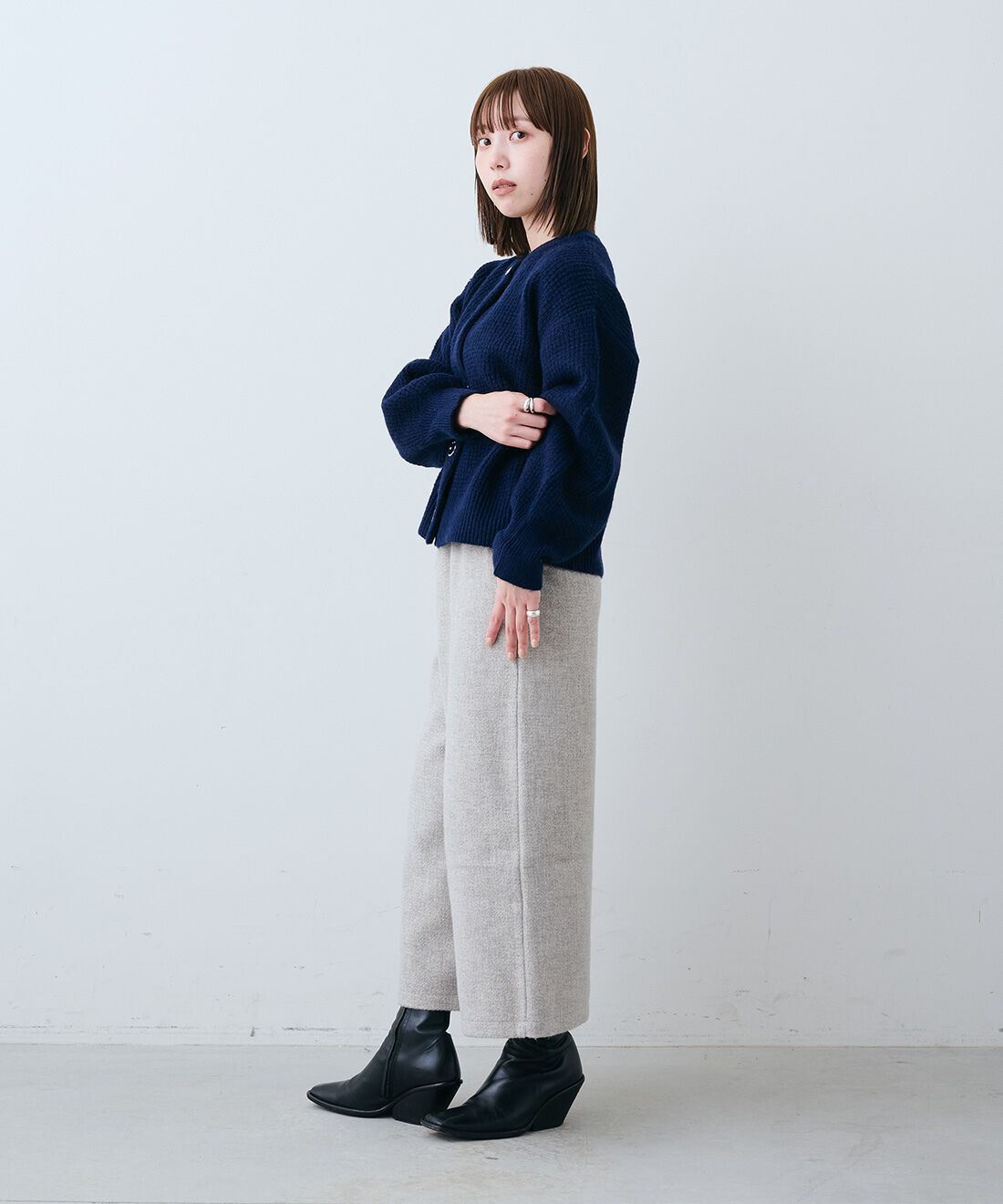 IEDIT［イディット］|メタルボタンカーディガン〈ネイビー〉ＩＥのコーディネート