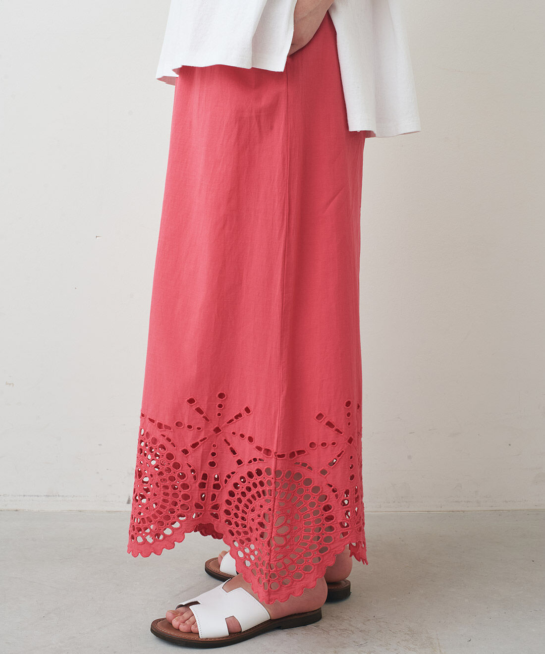 フェリシモファッションニュース|AAYUSHI カットワーク×スカラップワイドパンツ　SFN0604【WEB LIMITED ITEMS】