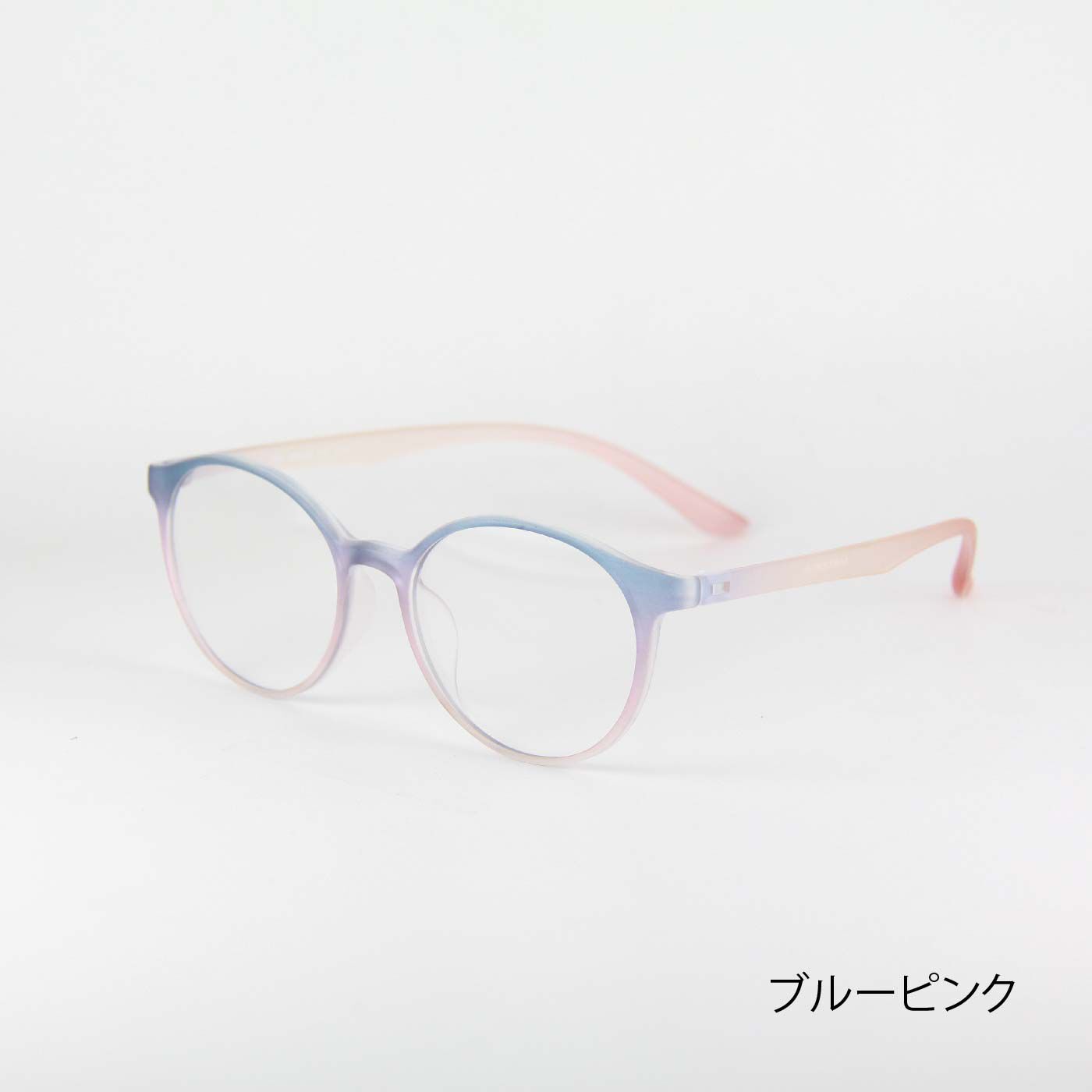 フェリシモパートナーズ予約・特急便|メイク効果で顔映り◎ MATERIA DESIGN（マテリアデザイン） リーディンググラス