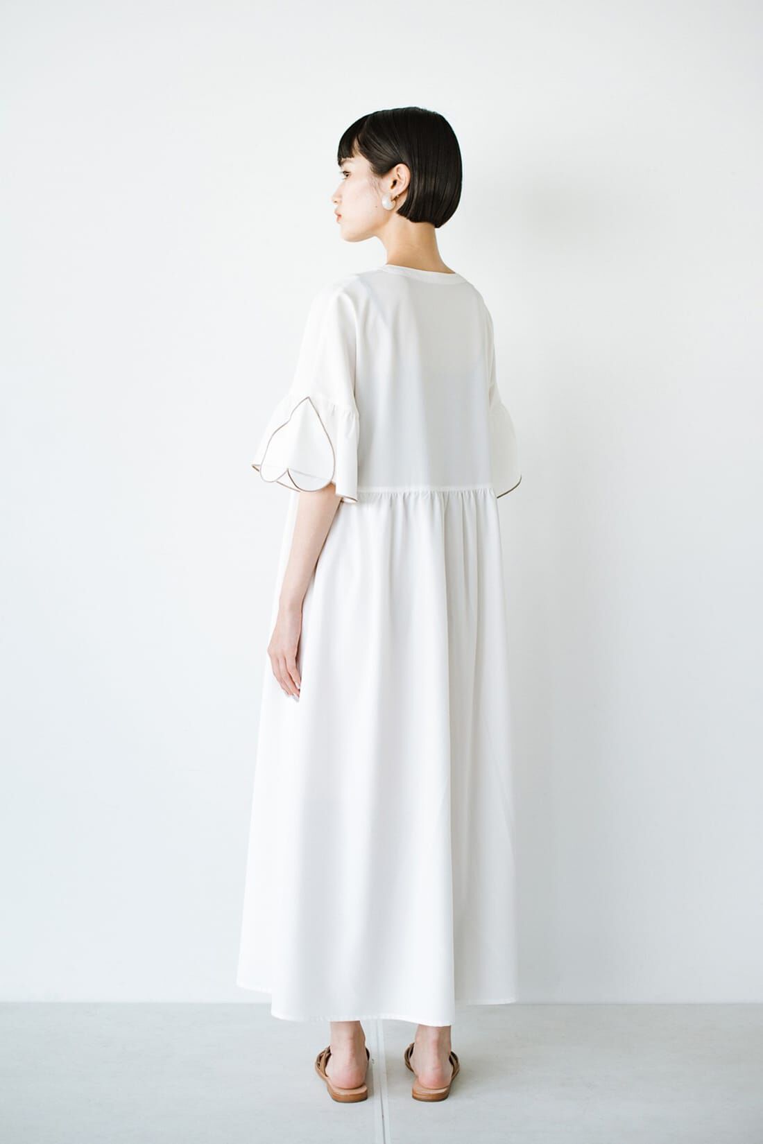 haco!［ハコ］|ｈａｃｏ！ 袖を通すたびハートフル！袖にハートがぴたっとくっついた羽織りにもなるワンピース ｈａｃｏ！ ＦＡＣＴＯＲＹ ｗｉｔｈ ａｈ！