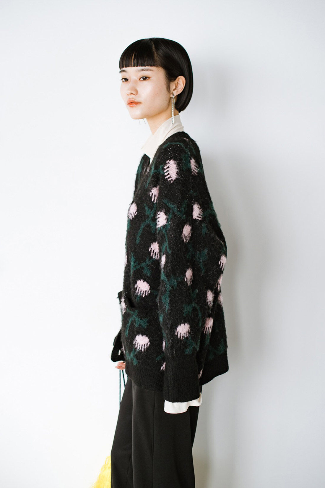 haco!|ｈａｃｏ！×ＮＯＫＩ 花をまとうコラボシリーズ【糸菊】お花の模様に編み立てたふわほわジャカードカーディガン