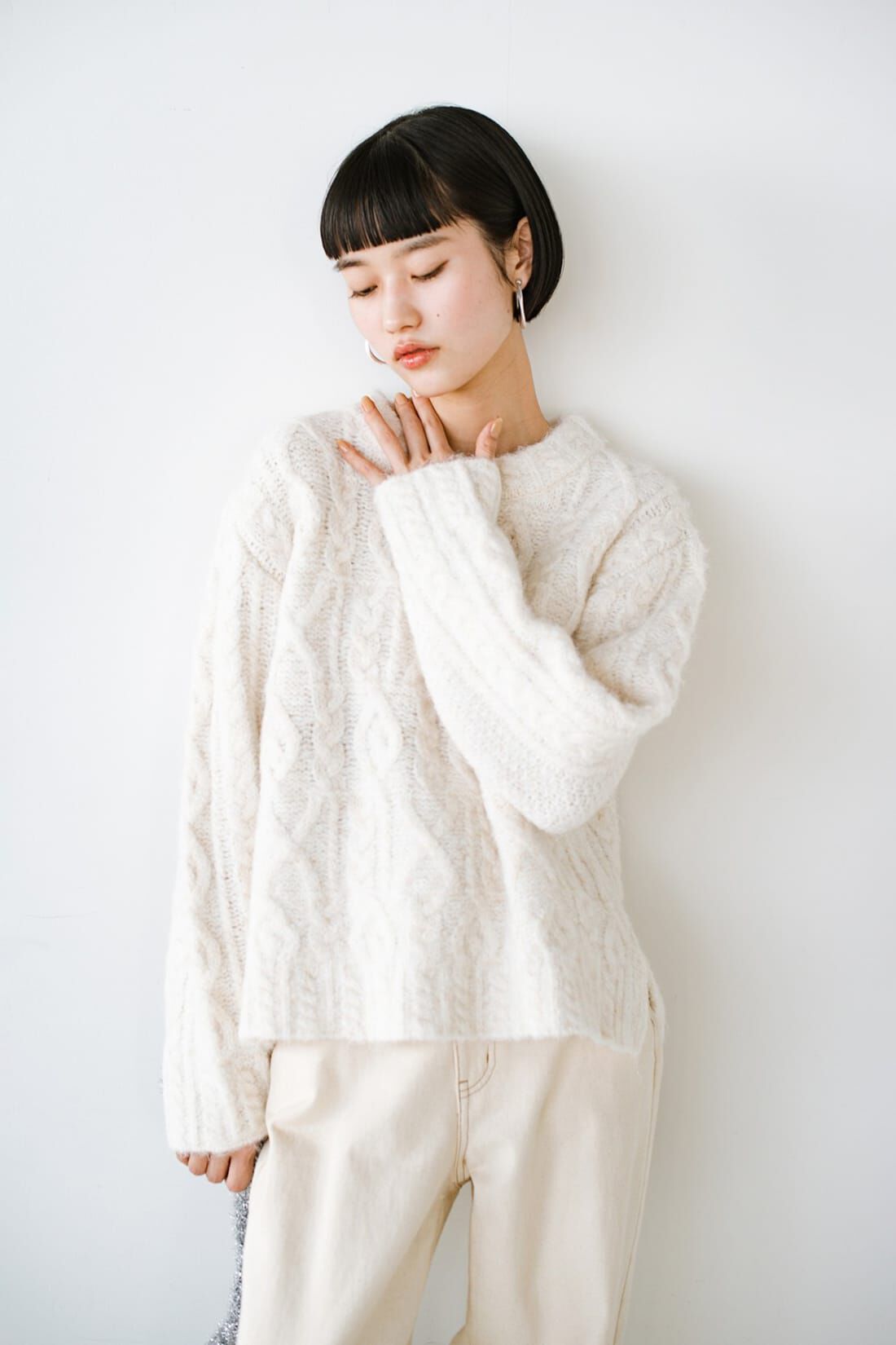 ＡＮＮＡ ＬＵＮＡ ケーブル柄プルオーバー