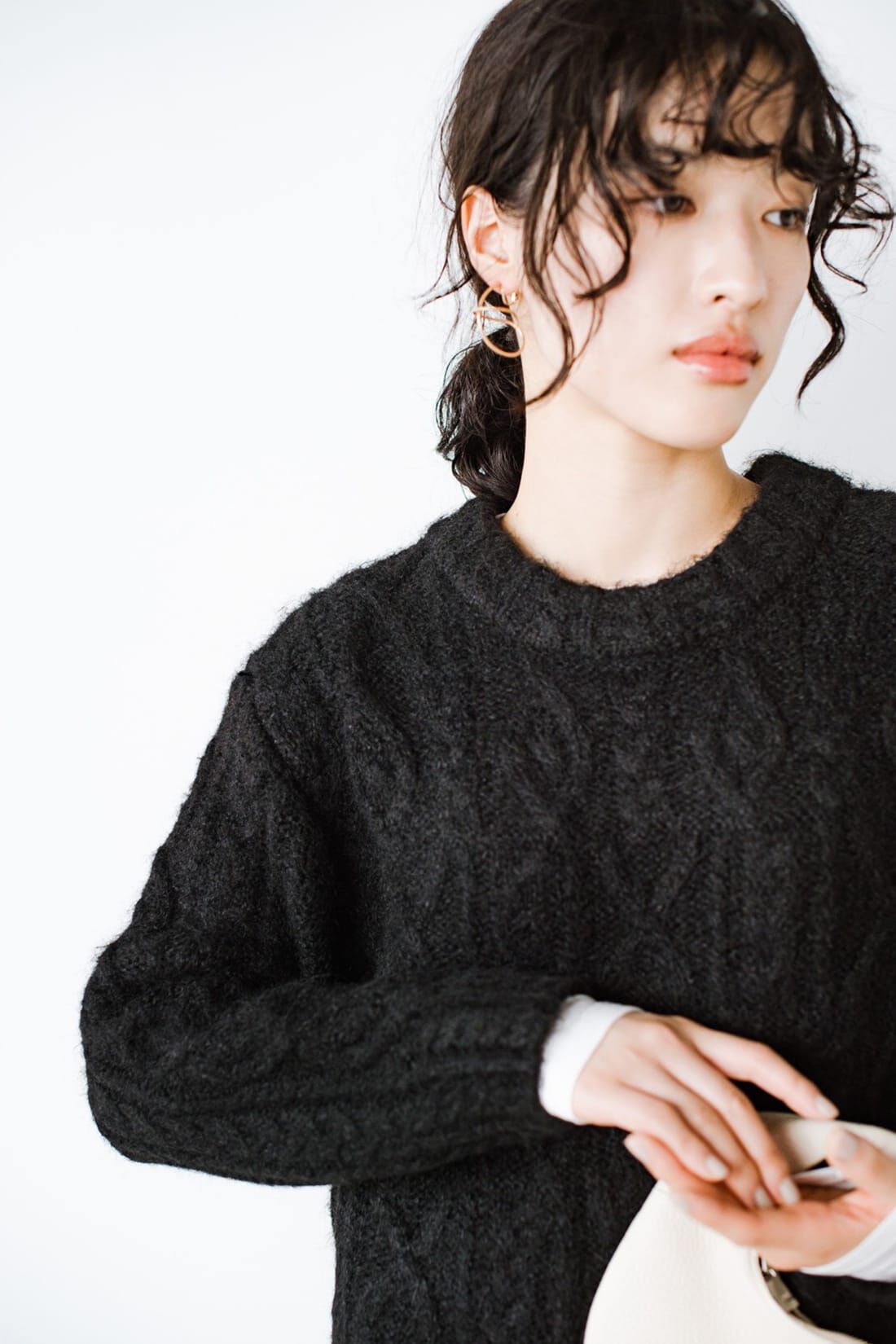 ＡＮＮＡ ＬＵＮＡ ケーブル柄プルオーバー