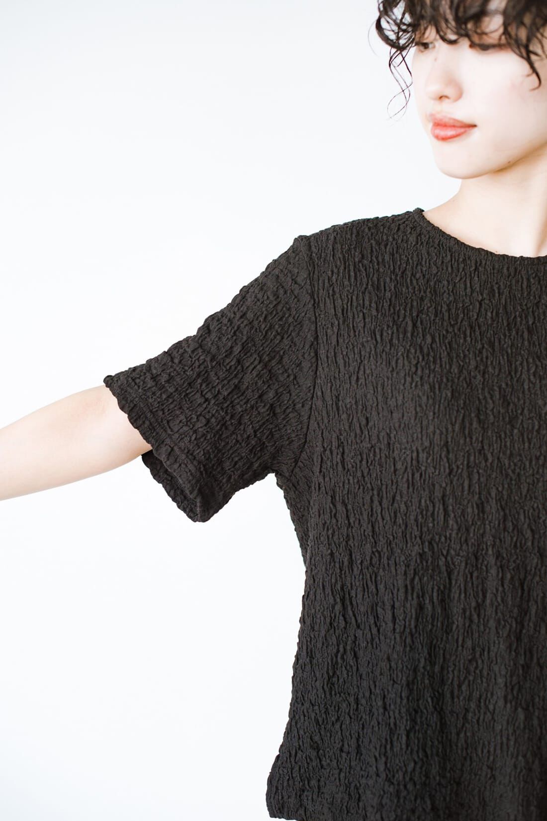 haco!［ハコ］|ＡＮＮＡ ＬＵＮＡ ボコボコカット後ろジップ５分袖プルオーバー