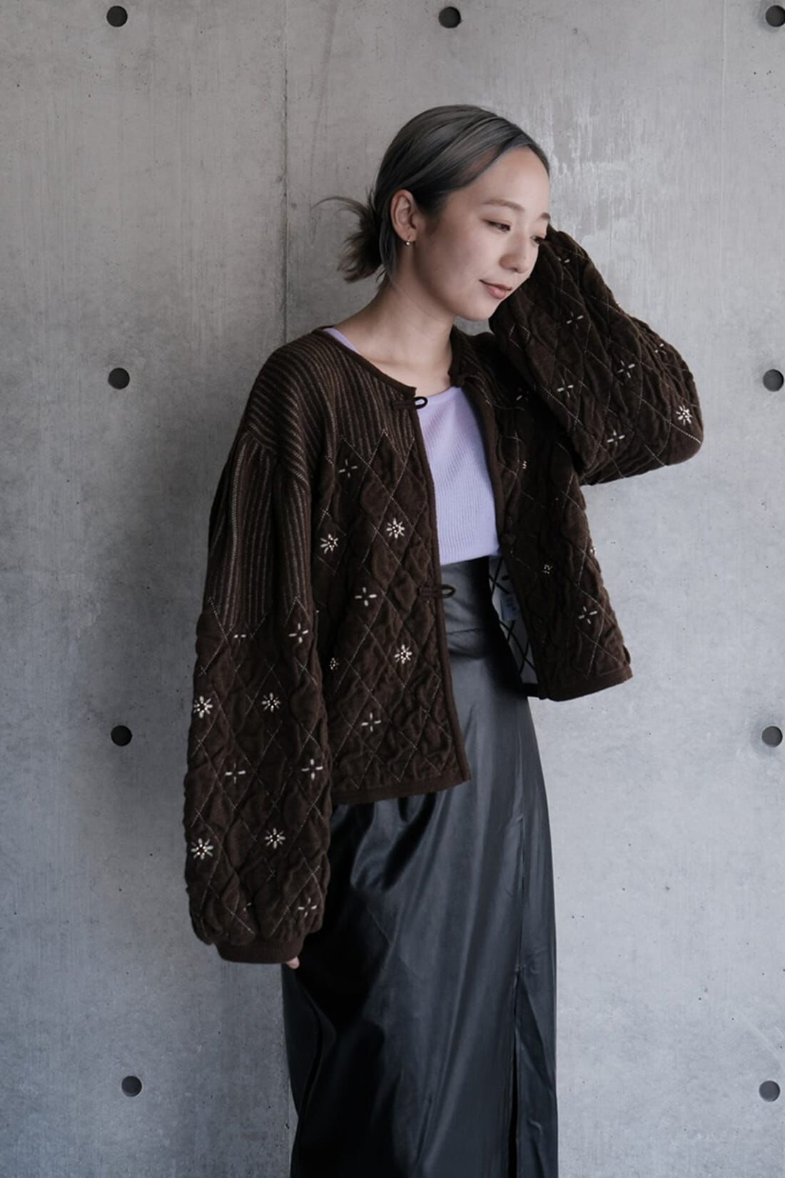 tyn． TGOR ビーズ刺繍カーディガン〈ブラウン系その他