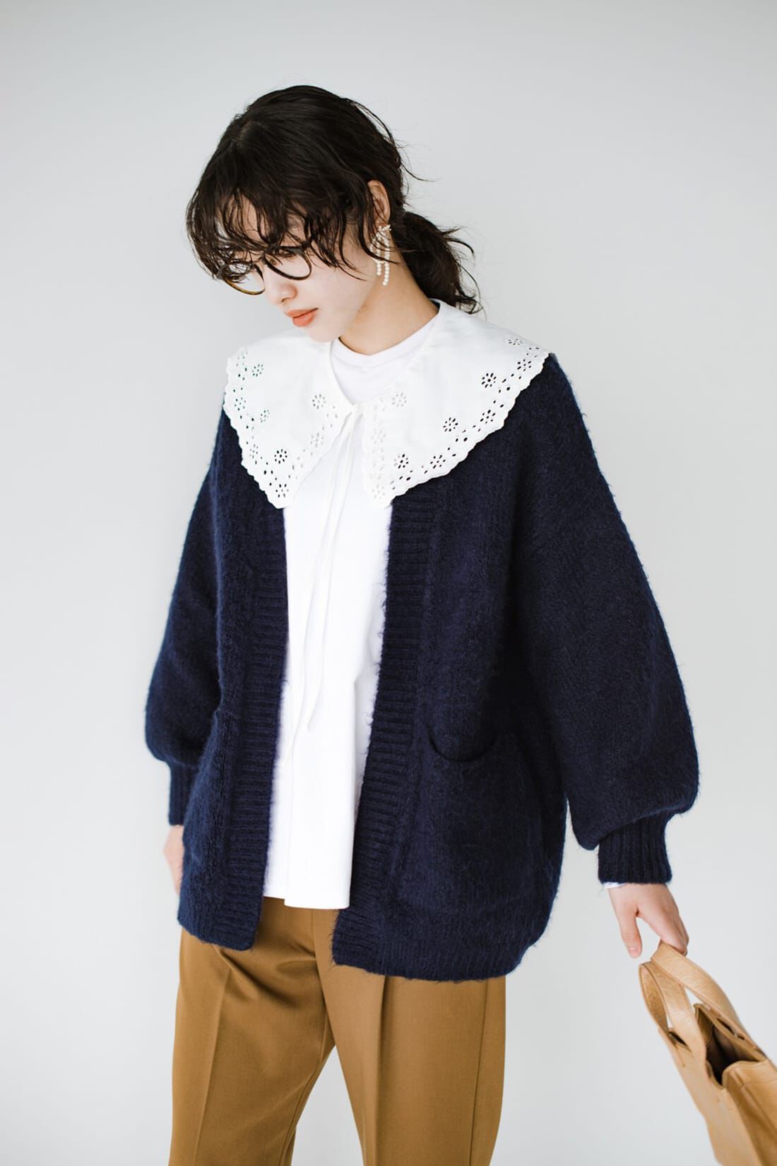 haco!|haco!　 取り外し自在！シンプルにも今っぽくも着られて便利な大人の衿付きニット by quemademe〈アイボリー〉