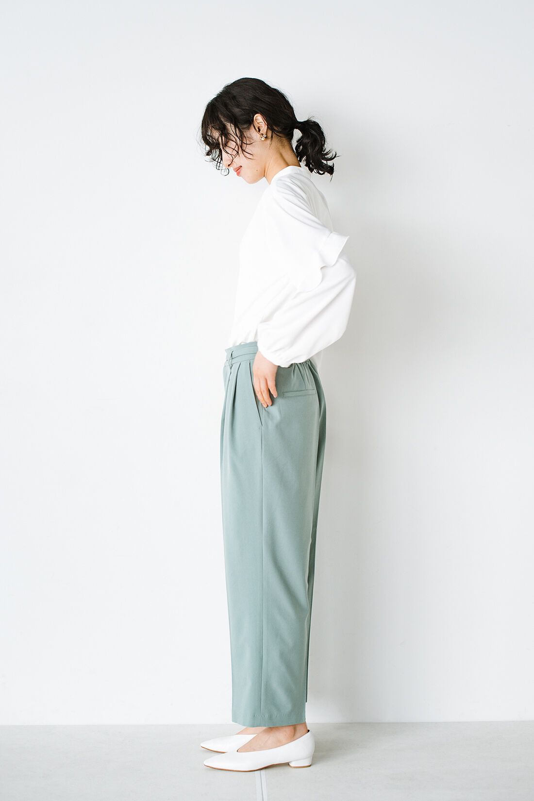 ANNA LUNA　強撚ストレッチベルト付バレルパンツ