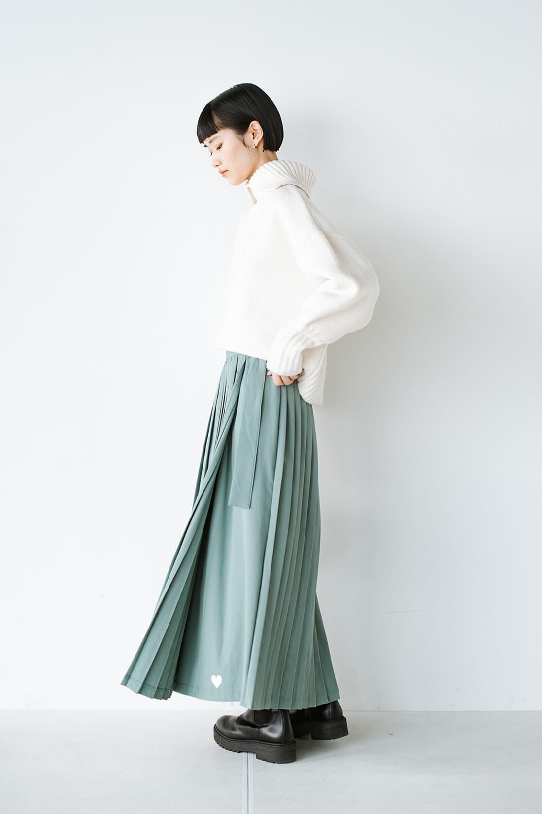 haco!［ハコ］|ｈａｃｏ！ ルンと一歩踏み出せる！動けばすそのハートがチラリとのぞく ラップ風スカート ｈａｃｏ！ ＦＡＣＴＯＲＹ ｗｉｔｈ ａｈ！