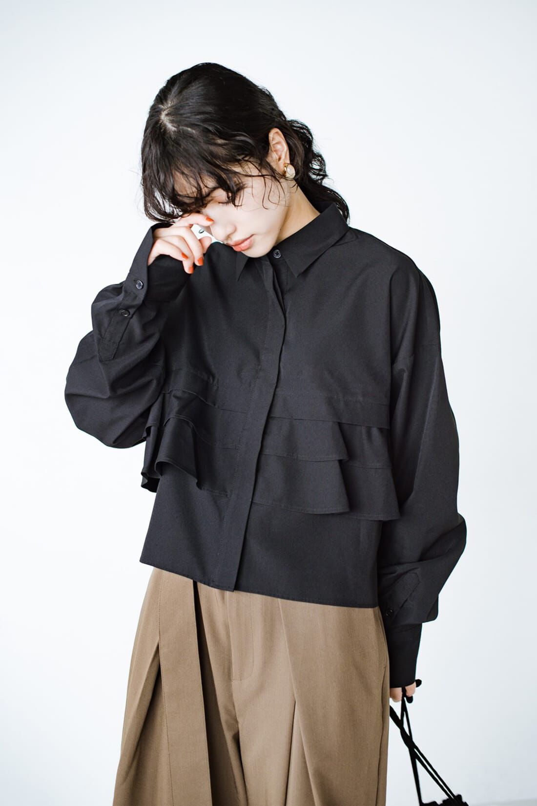 haco!|ｈａｃｏ！ 胸の内、見せてあげないフリルシャツ