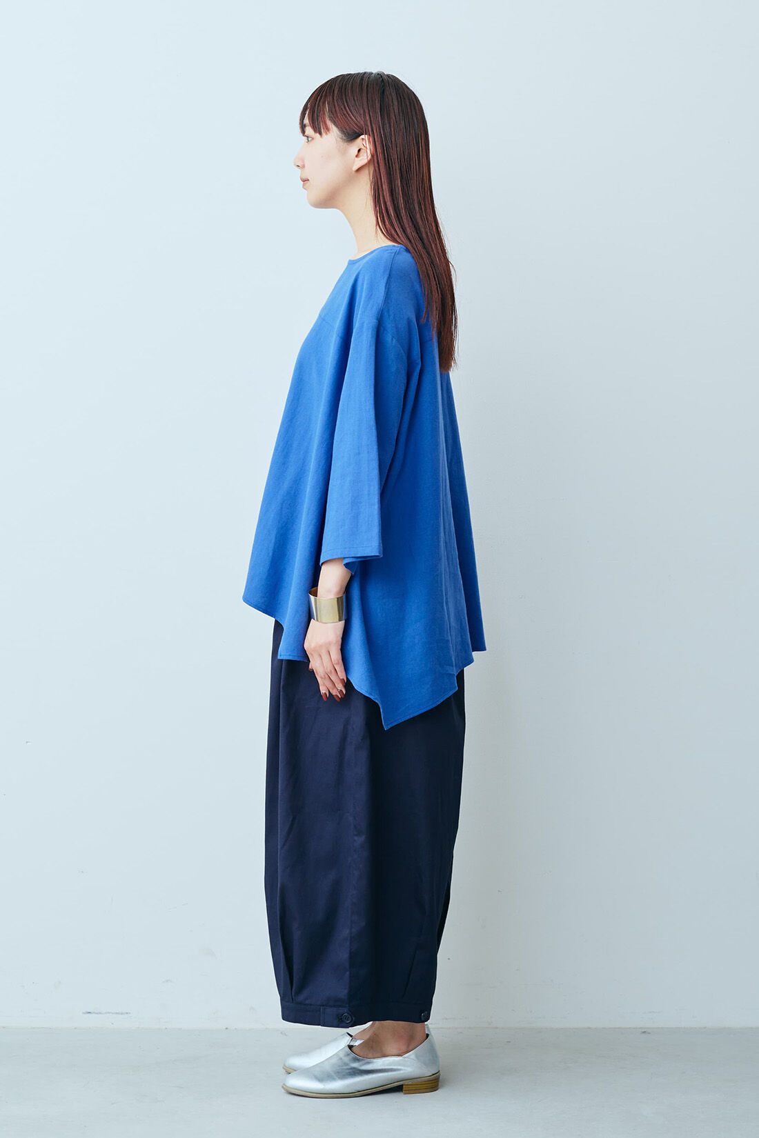 フェリシモギフトショップ|リブ イン コンフォート　Ｌｉｖｅ　Ｌｏｖｅ　ＣｏｔｔｏｎⓇプロジェクト　シルエットチェンジでコーデ自在な　ぷっかりコットンパンツ〈ネイビー〉