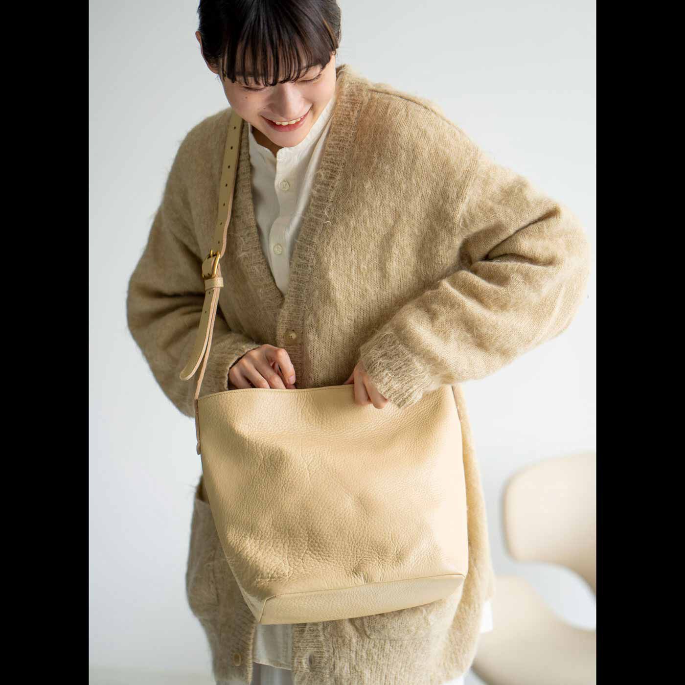 フェリシモギフトショップ|福岡の鞄作家が作った 職人本革のエトランドルバッグ〈ベージュ〉 [本革 鞄：日本製]